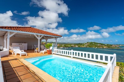 Bed & Rum Blue Lagoon piscine Martinique