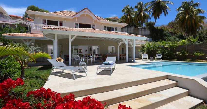 Villa Martinique Rum'trotters Bed & Rum Céladon extérieur piscine terrasse vue mer